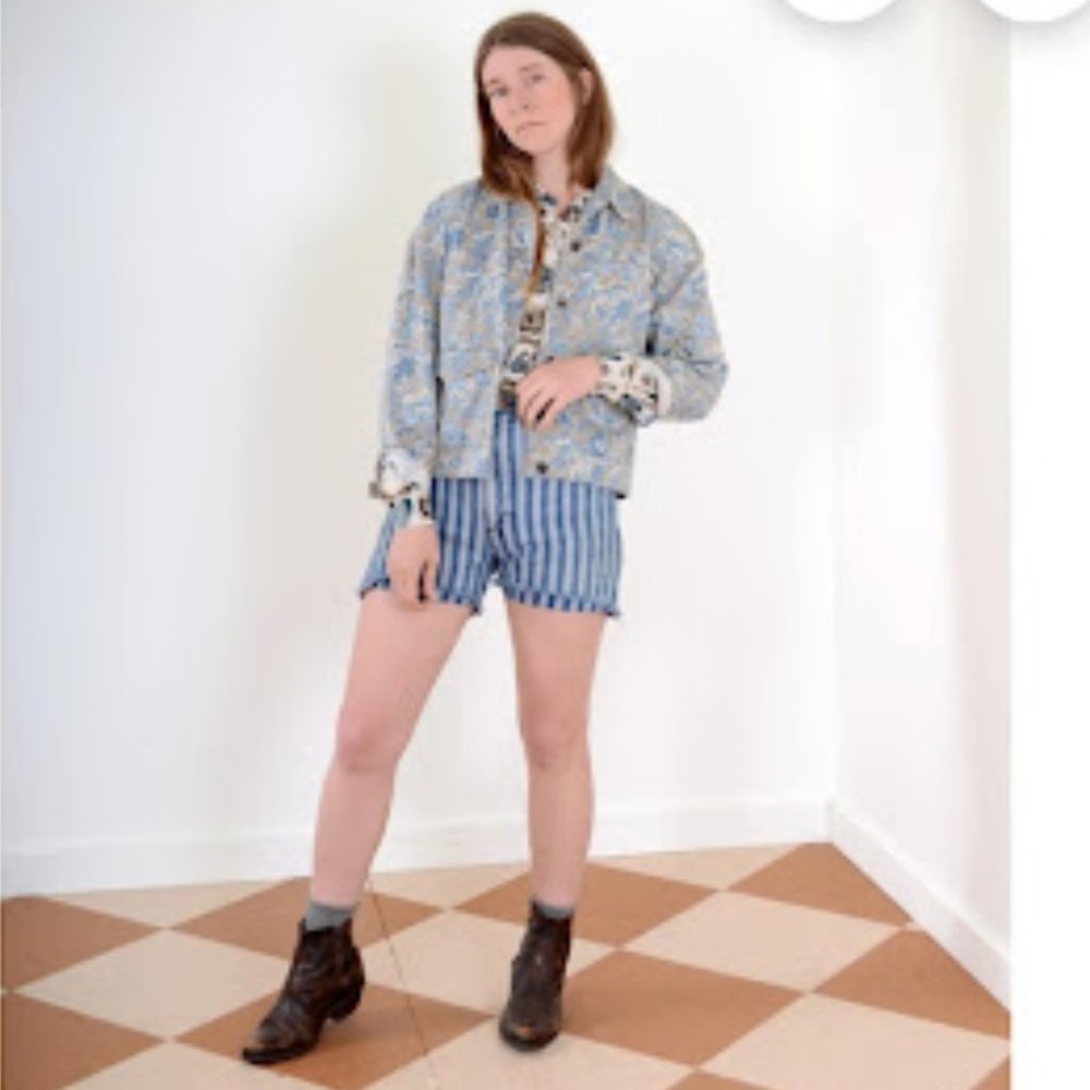 Vintage 90s Floral Boxy Jean Jacket Cropped Shacket Pockets by Liz Wear Trendy - Picture 1 of 11